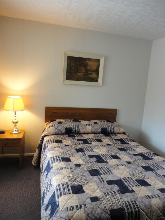 Hipwell'S Motel Fonthill Zimmer foto
